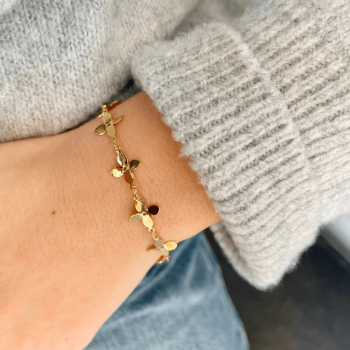 bracelet Henria à fleurs porté